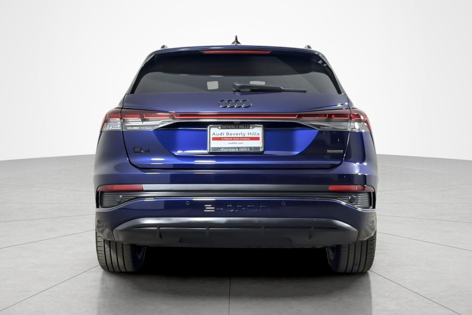 Used 2026 Audi Q4 e-tron Premium Plus w/ Premium Plus AWD/4WD image 4