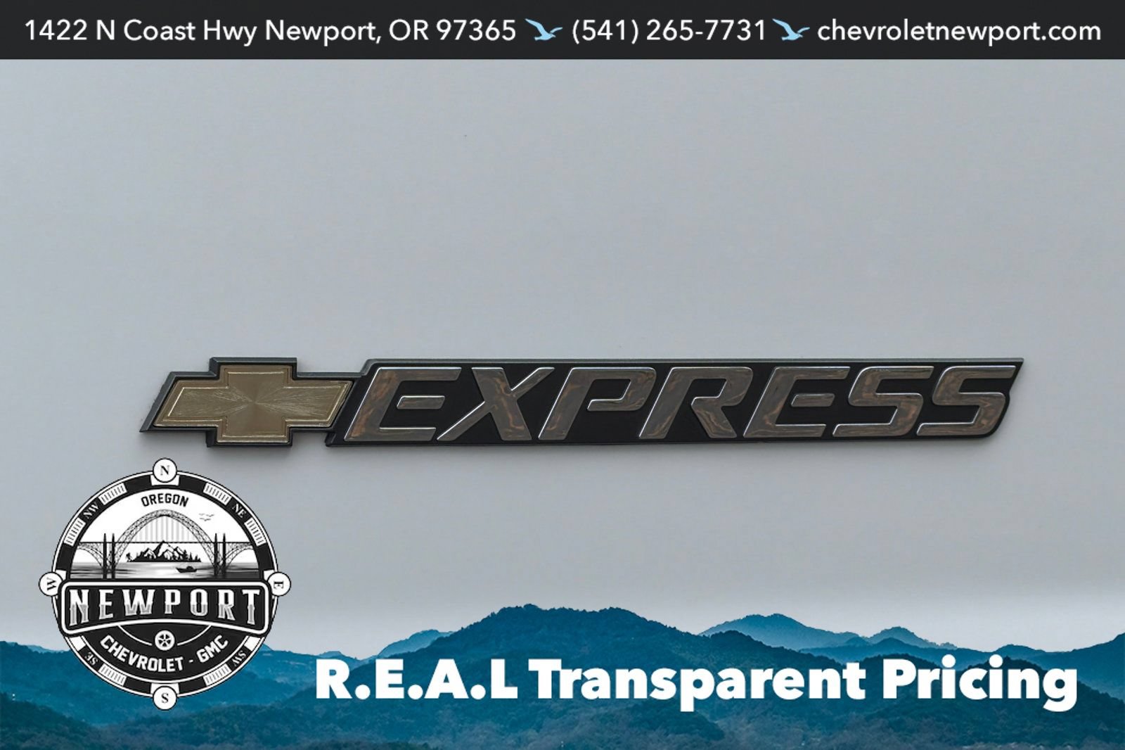 Used 2024 Chevrolet Express 3500 LT w/ LT Preferred Equipment Group RWD image 26