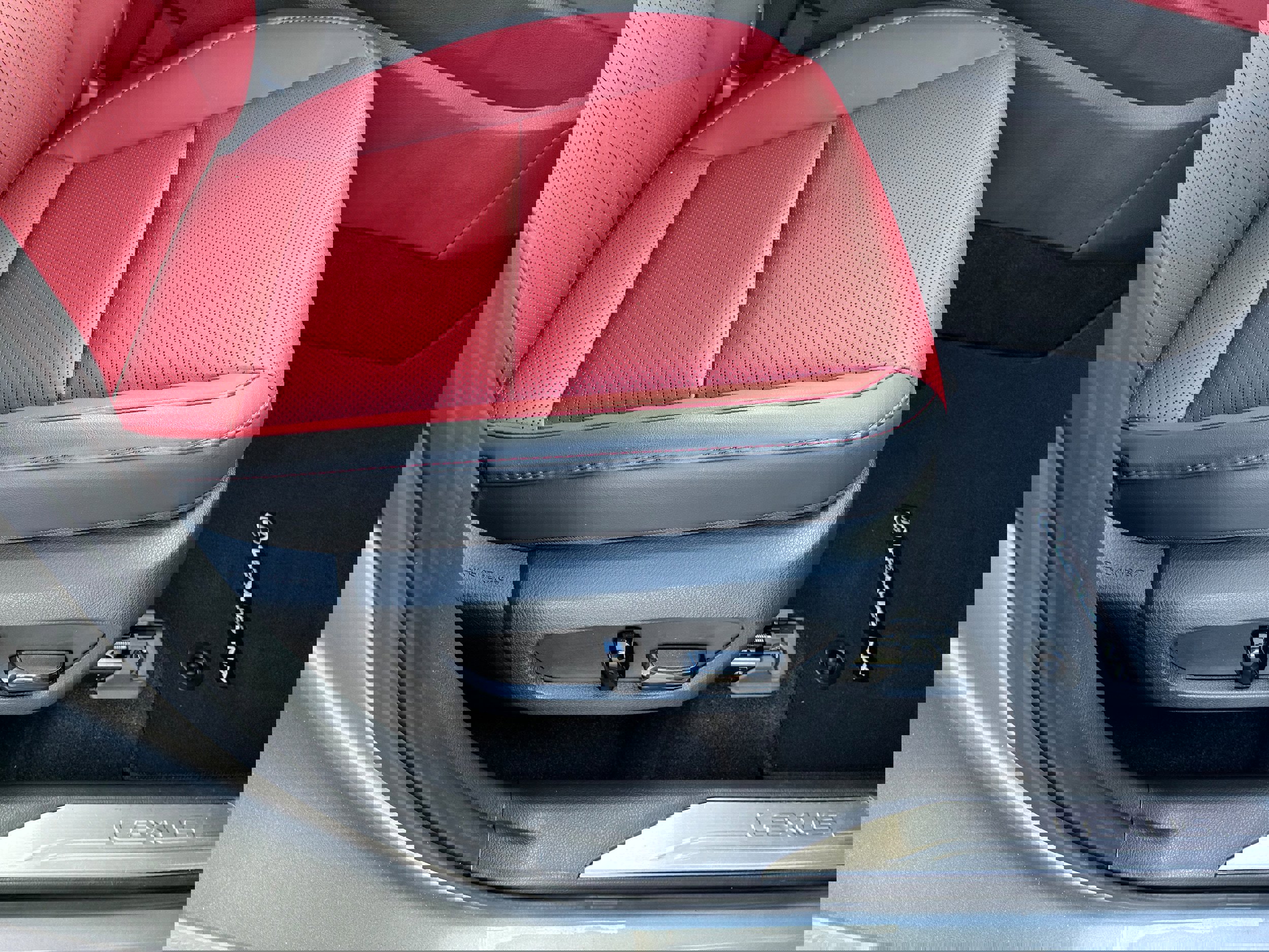 Used 2024 Lexus NX 350 AWD image 25