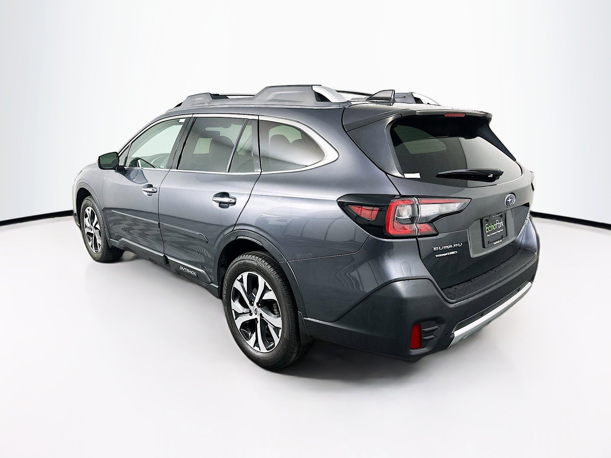 Used 2020 Subaru Outback Touring AWD/4WD image 5