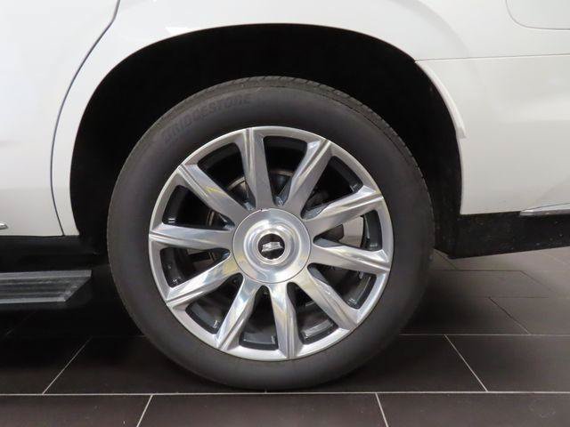 Certified 2022 Cadillac Escalade Premium Luxury Platinum AWD/4WD image 41