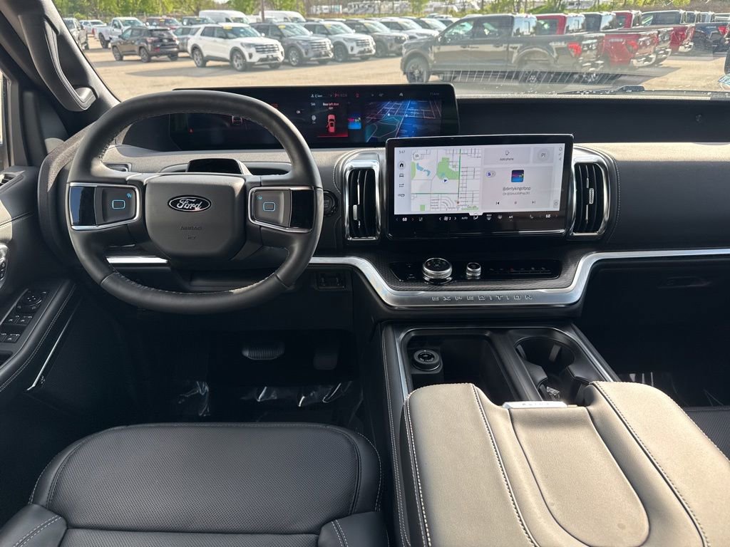 New 2026 Ford Expedition Max Platinum w/ Stealth Performance Package AWD/4WD image 6