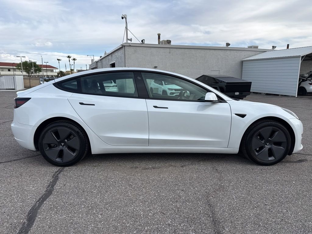 Used 2023 Tesla Model 3 Standard Range image 8