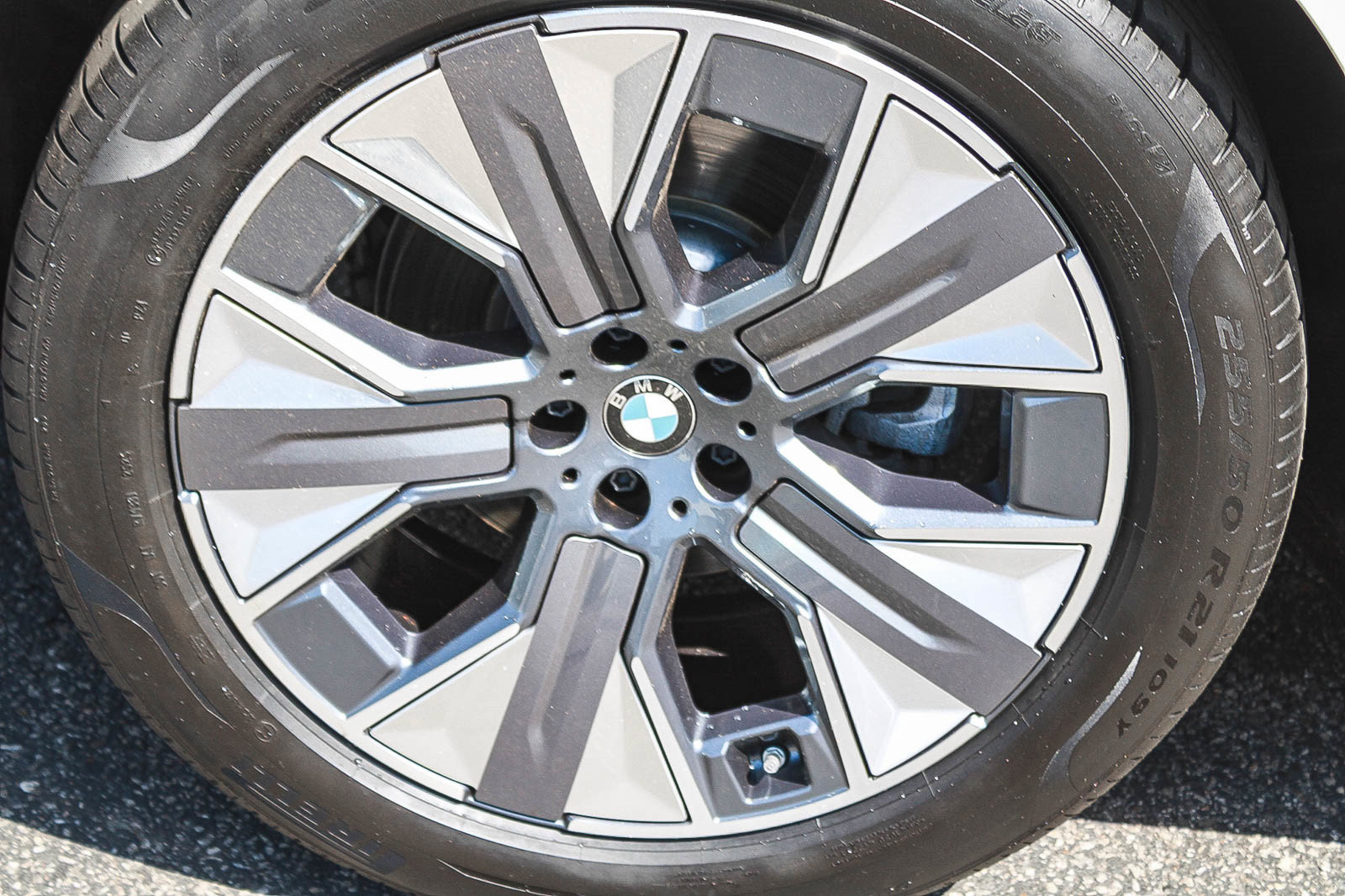 Certified 2026 BMW iX xDrive45 AWD/4WD image 12