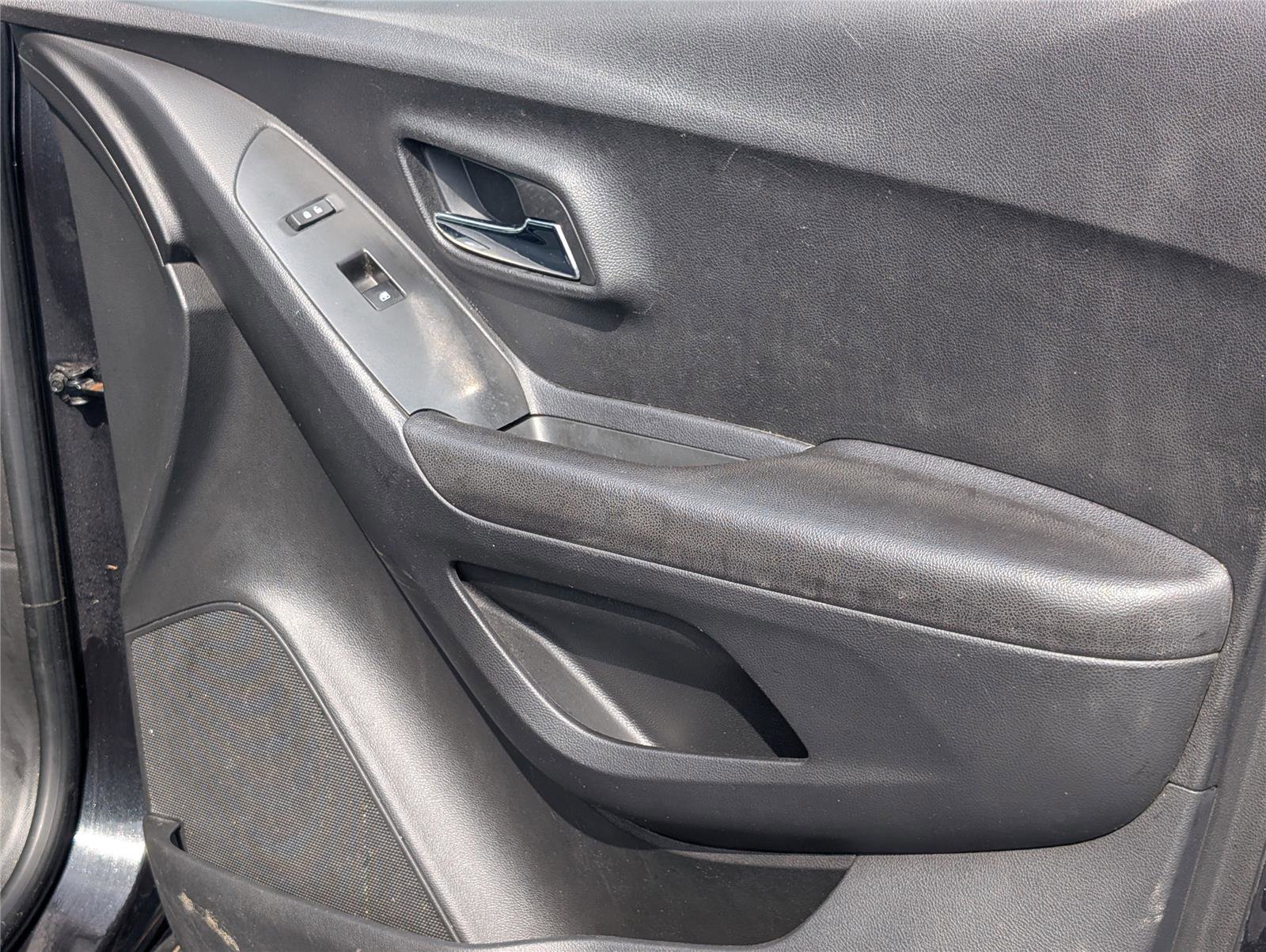 Used 2016 Chevrolet Trax LT image 36