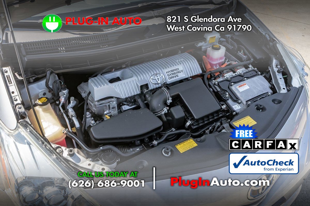 Used 2012 Toyota Prius V Five image 12