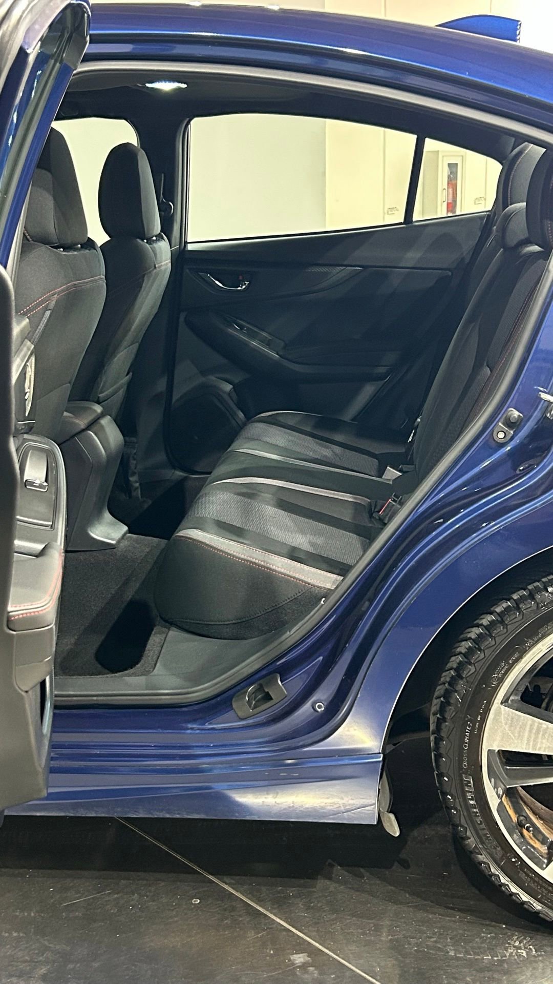 Used 2018 Subaru Impreza 2.0i Sport AWD/4WD image 40