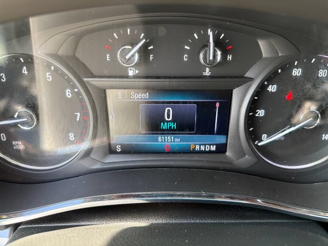 Used 2021 Buick Encore Preferred AWD/4WD image 19