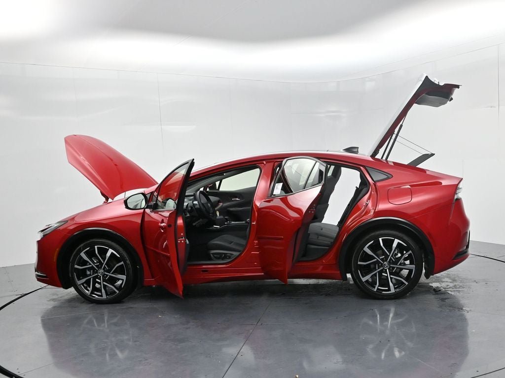 New 2026 Toyota Prius Plug-In Hybrid FWD image 70