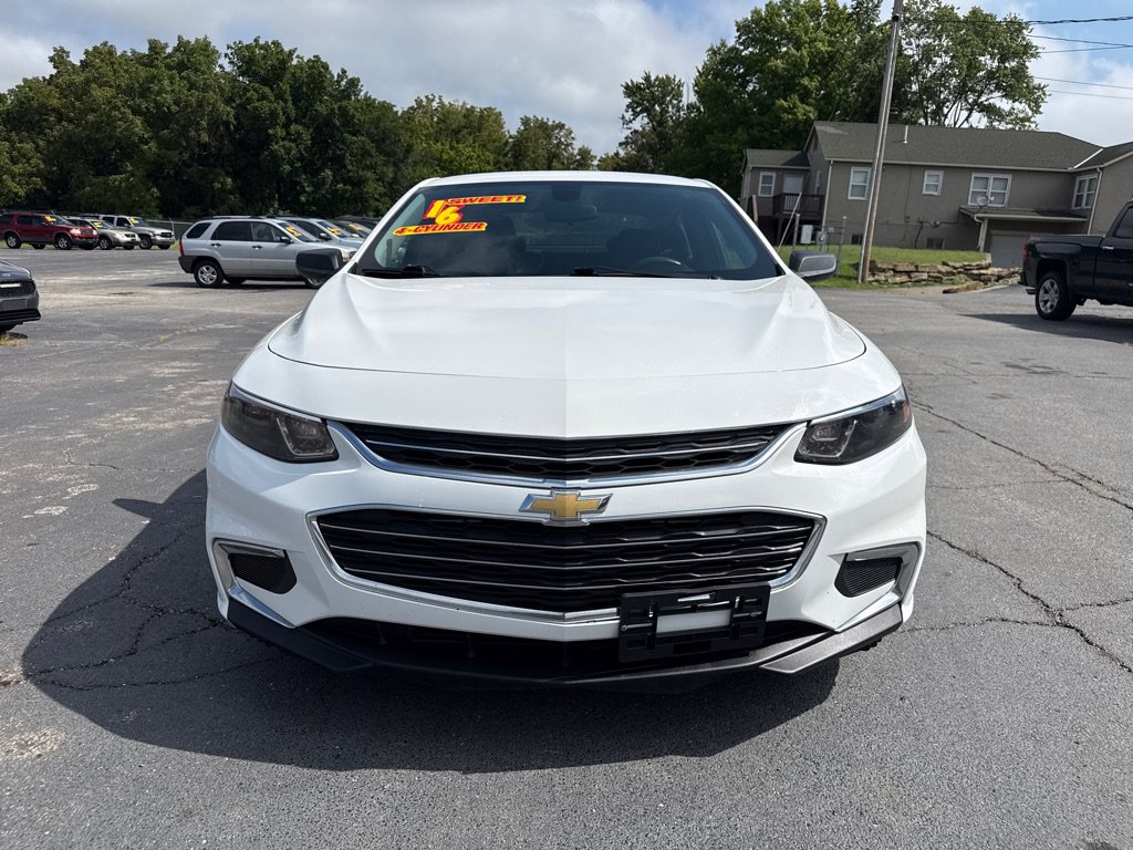 Used 2016 Chevrolet Malibu LS FWD image 3