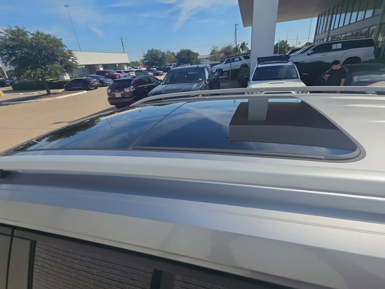 Used 2021 Volkswagen Atlas SEL FWD image 10