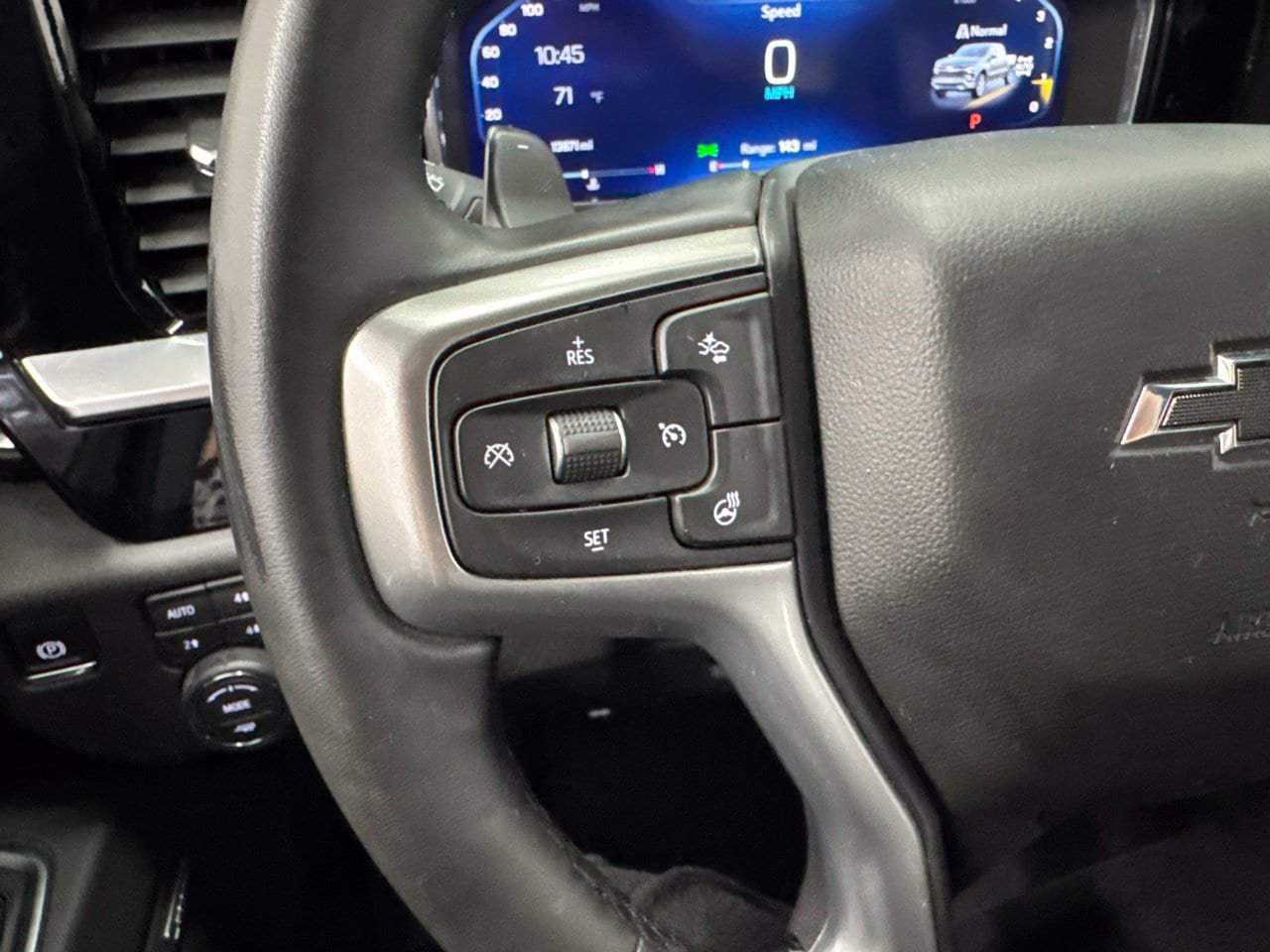 Used 2026 Chevrolet Silverado 1500 RST w/ Convenience Package II AWD/4WD image 19