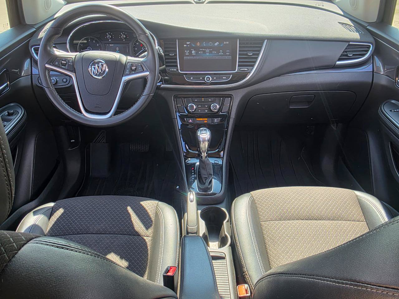 Used 2019 Buick Encore Sport Touring FWD image 11