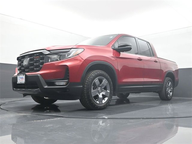 Used 2025 Honda Ridgeline TrailSport image 8
