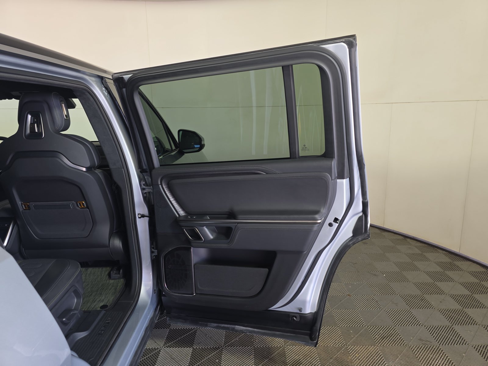 Used 2023 Rivian R1S Adventure Quad AWD/4WD image 19