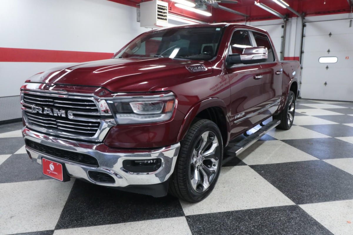 Used 2019 RAM 1500 Laramie AWD/4WD image 5