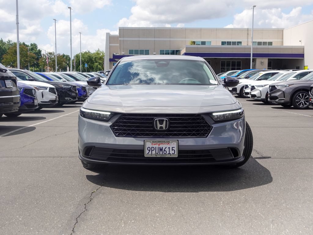 Used 2025 Honda Accord SE image 2