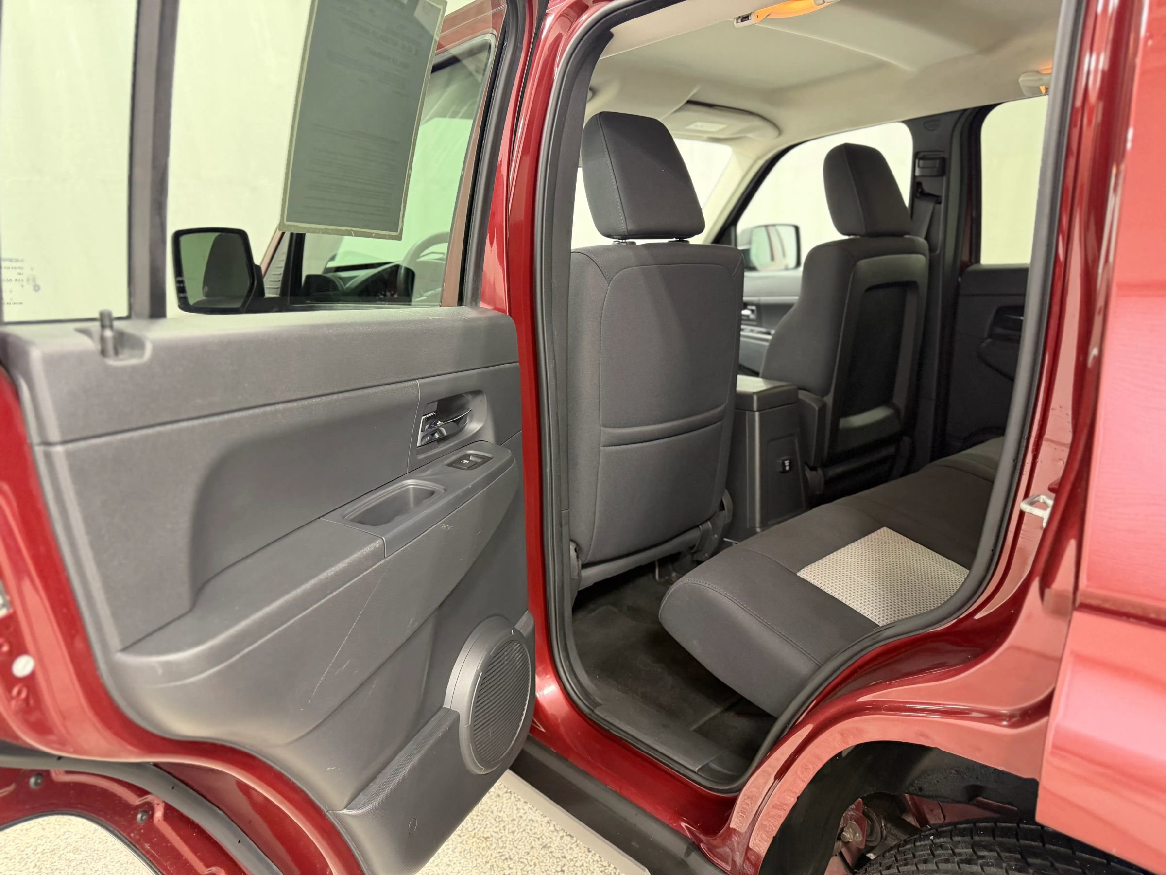 Used 2009 Jeep Liberty Sport w/ Popular Equipment Group AWD/4WD image 29