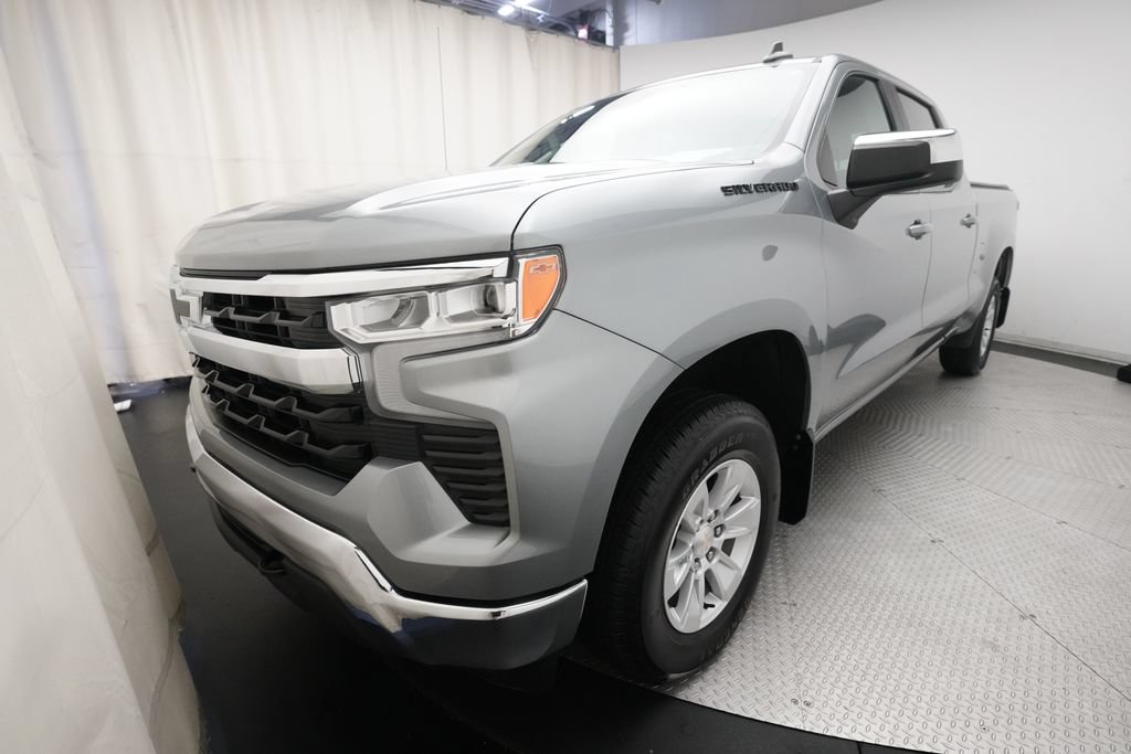 Used 2024 Chevrolet Silverado 1500 LT w/ LPO, Dark Essentials Package AWD/4WD image 12