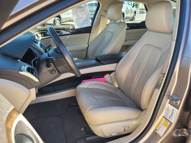 Used 2019 Lincoln MKZ Reserve FWD image 16