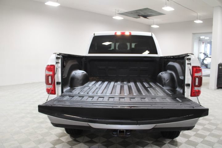 Used 2022 RAM 3500 Laramie image 30