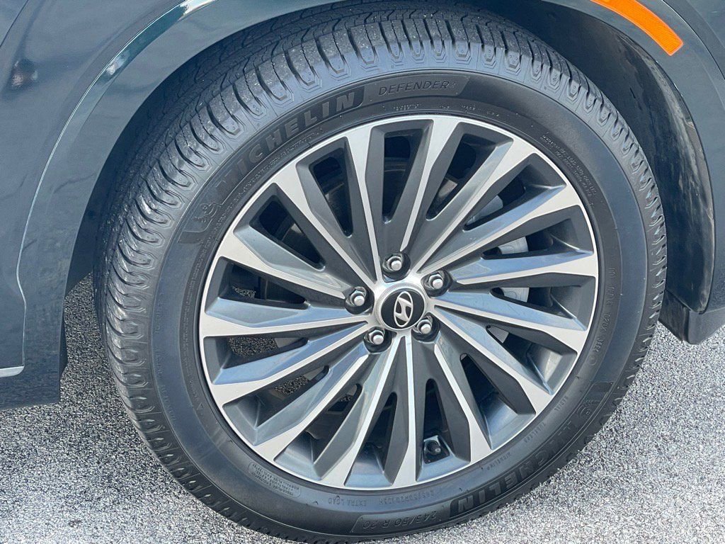 Used 2023 Hyundai Palisade Calligraphy image 10