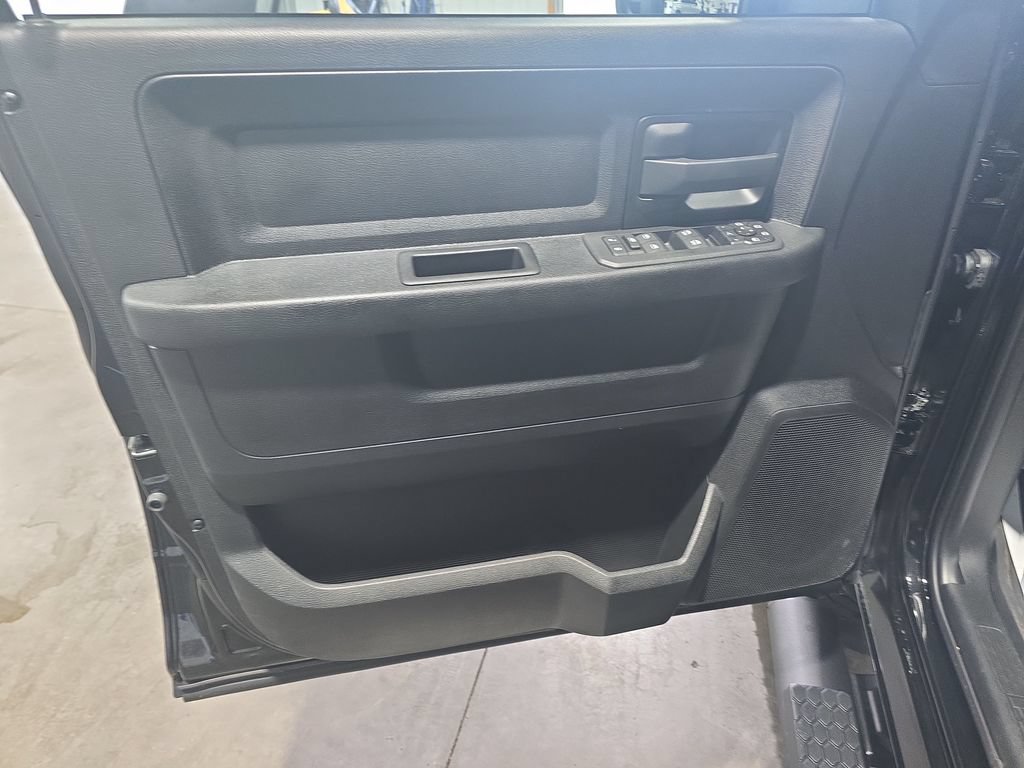 New 2026 RAM 2500 Warlock AWD/4WD image 13
