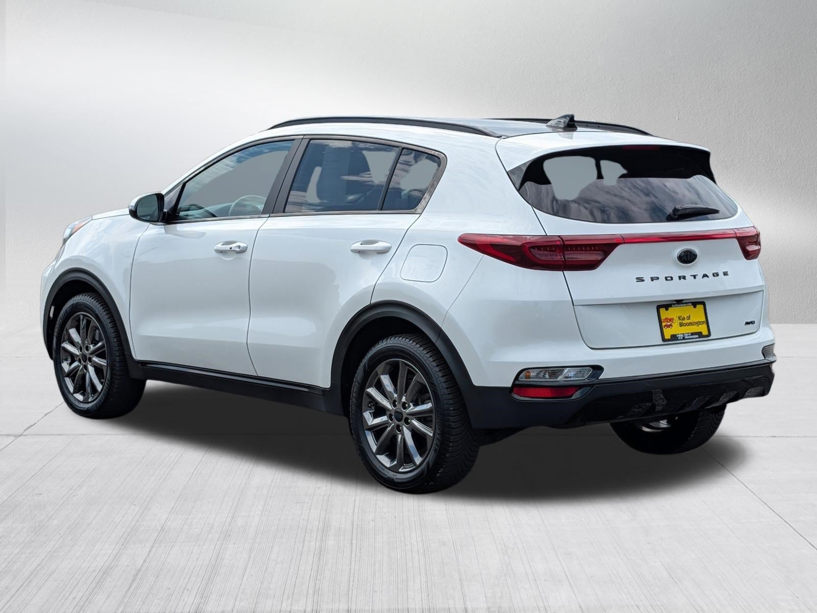 Certified 2022 Kia Sportage Nightfall Edition w/ Nighfall AWD Premium Package image 5