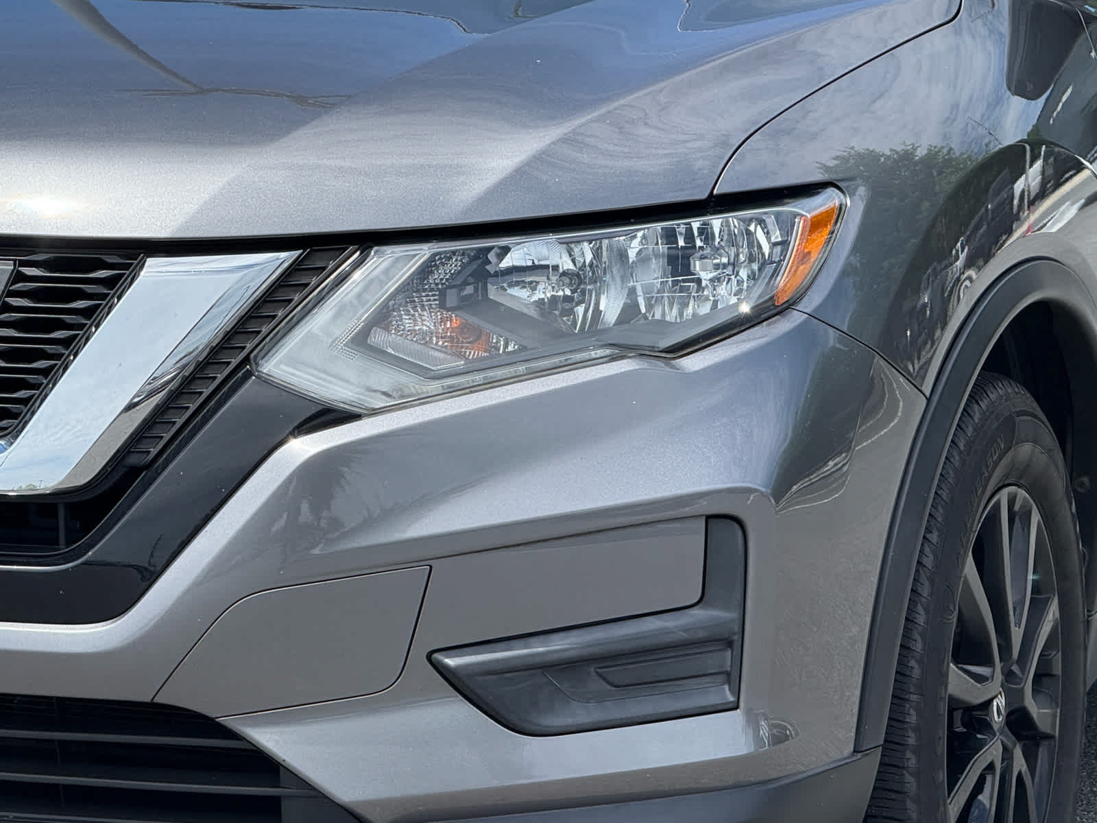 Used 2017 Nissan Rogue SV w/ Midnight Edition FWD image 10