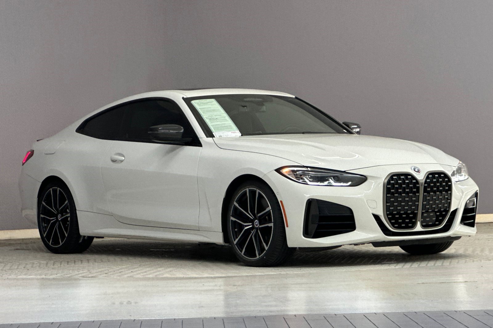 Used 2023 BMW M440i M440i w/ M Carbon Exterior Package image 6