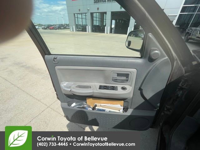Used 2005 Dodge Dakota Laramie w/ Trailer Tow Group AWD/4WD image 10