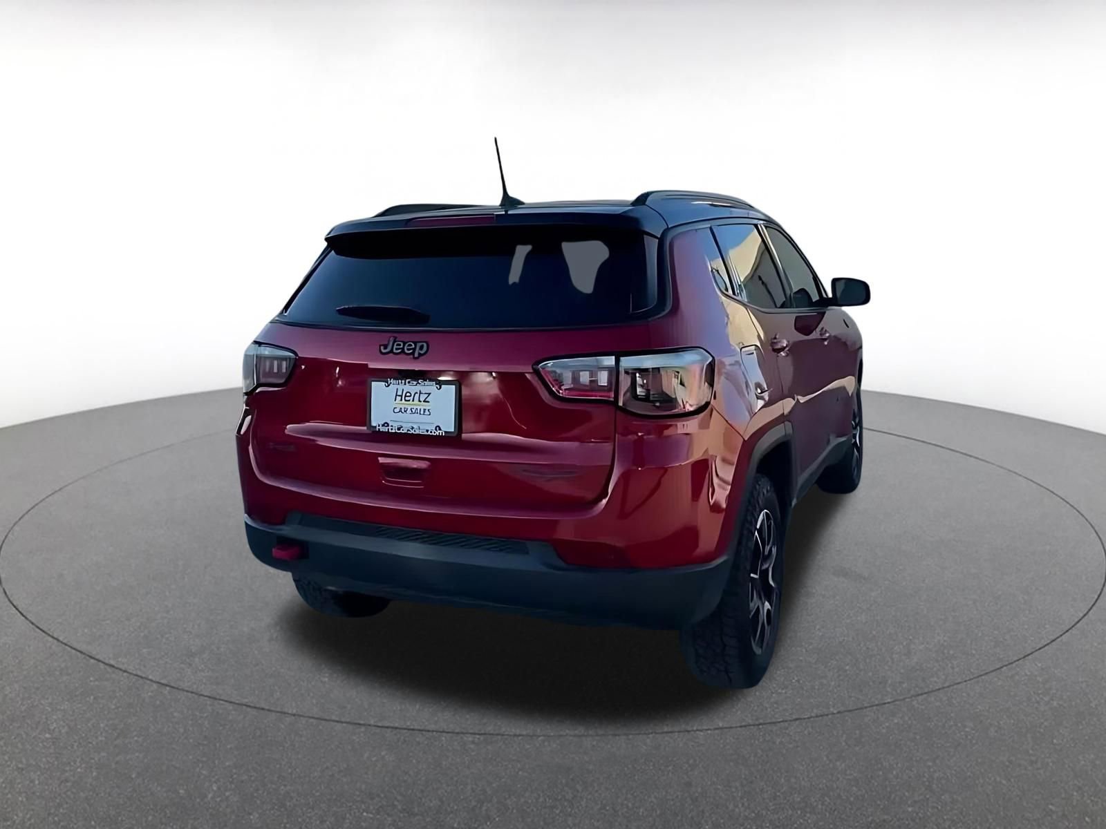 Used 2025 Jeep Compass Trailhawk AWD/4WD image 12