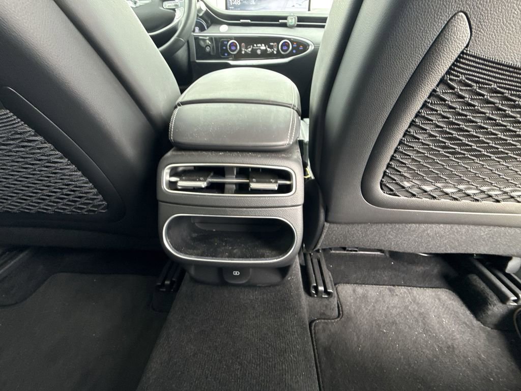 Used 2023 Genesis GV70 2.5T image 18