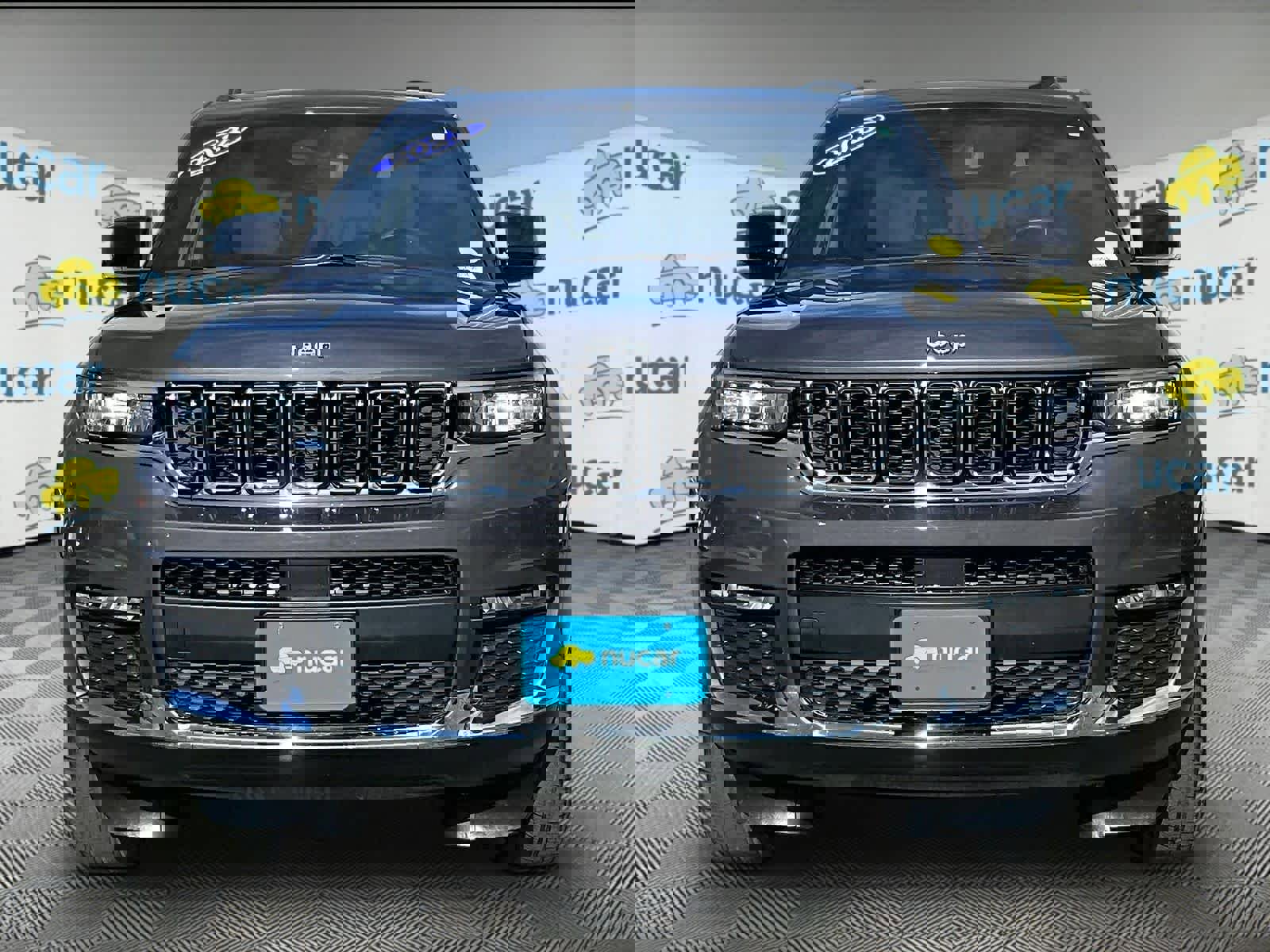 Used 2023 Jeep Grand Cherokee L Limited w/ Trailer Tow Group (B) AWD/4WD image 2