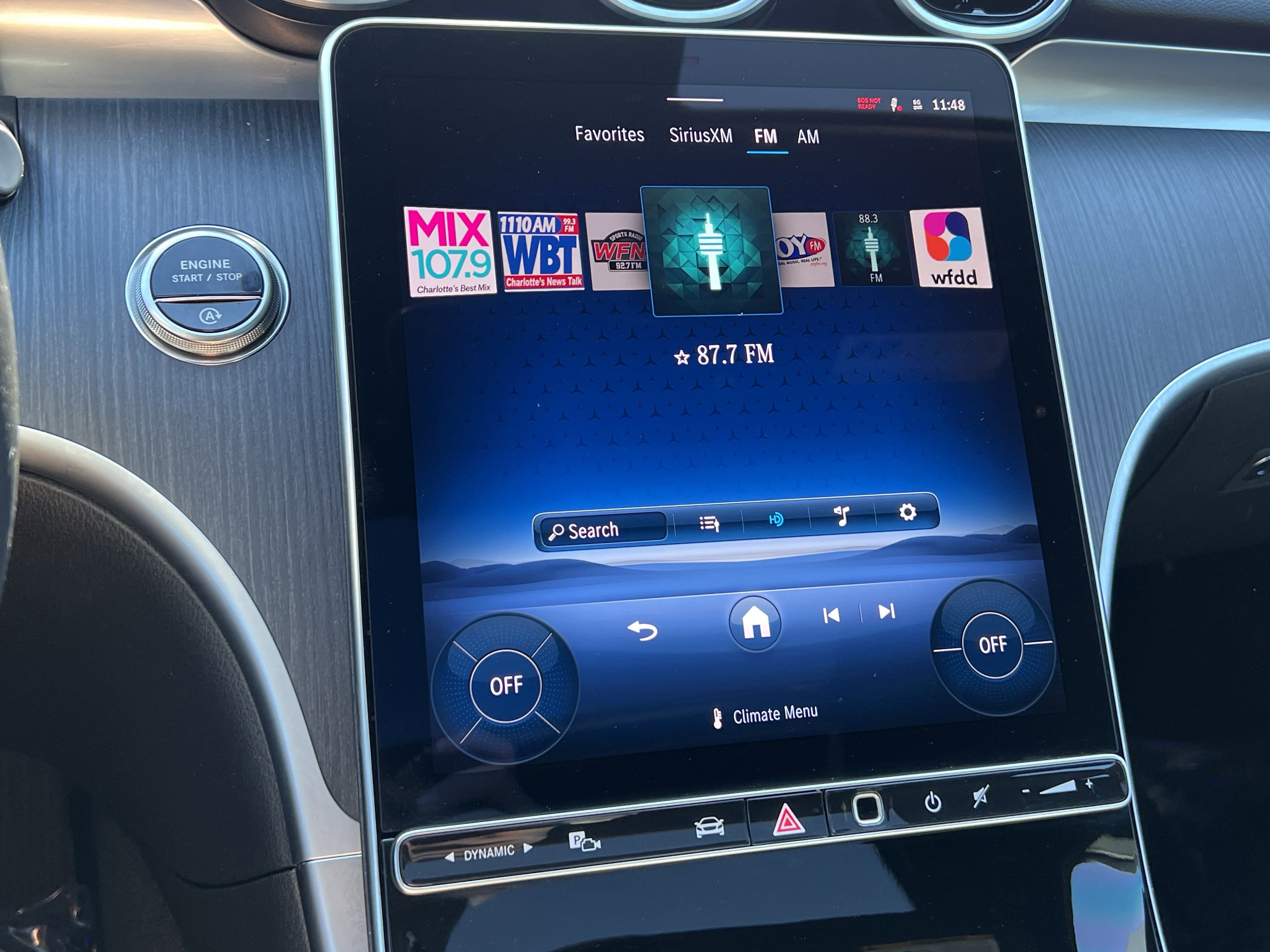 Certified 2025 Mercedes-Benz C 300 Sedan image 24