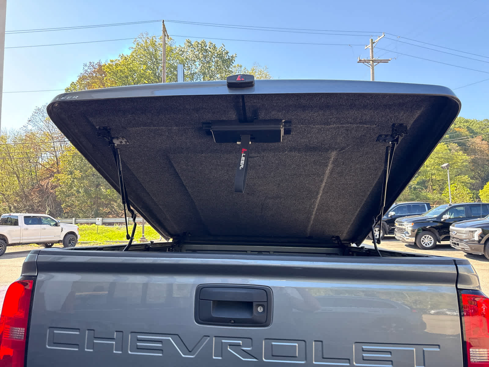 Used 2022 Chevrolet Colorado Z71 w/ LPO, Bed Guard Package image 23