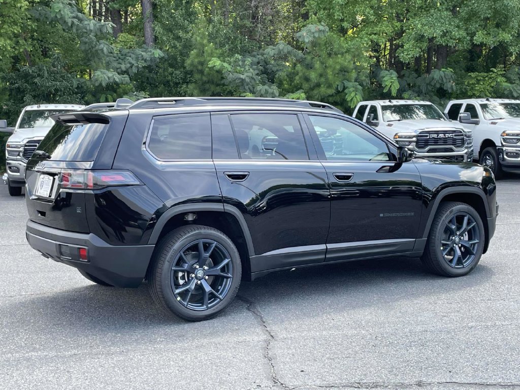 New 2026 Jeep Cherokee Limited AWD/4WD image 8