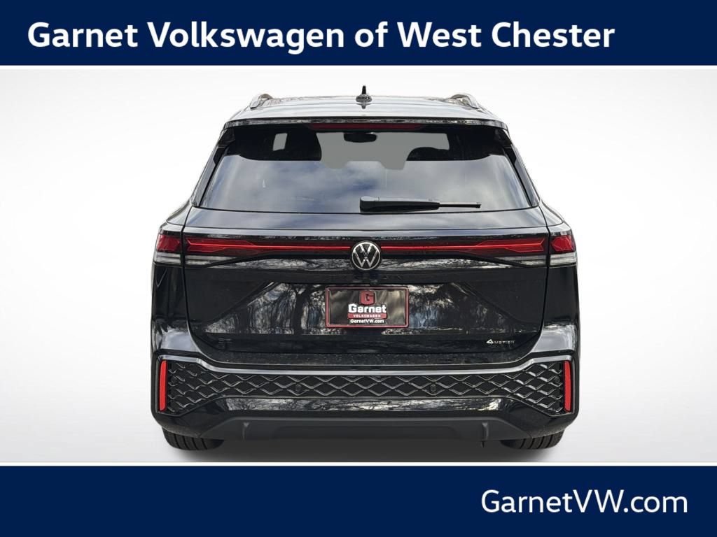 New 2026 Volkswagen Tiguan SE R-Line AWD/4WD image 4