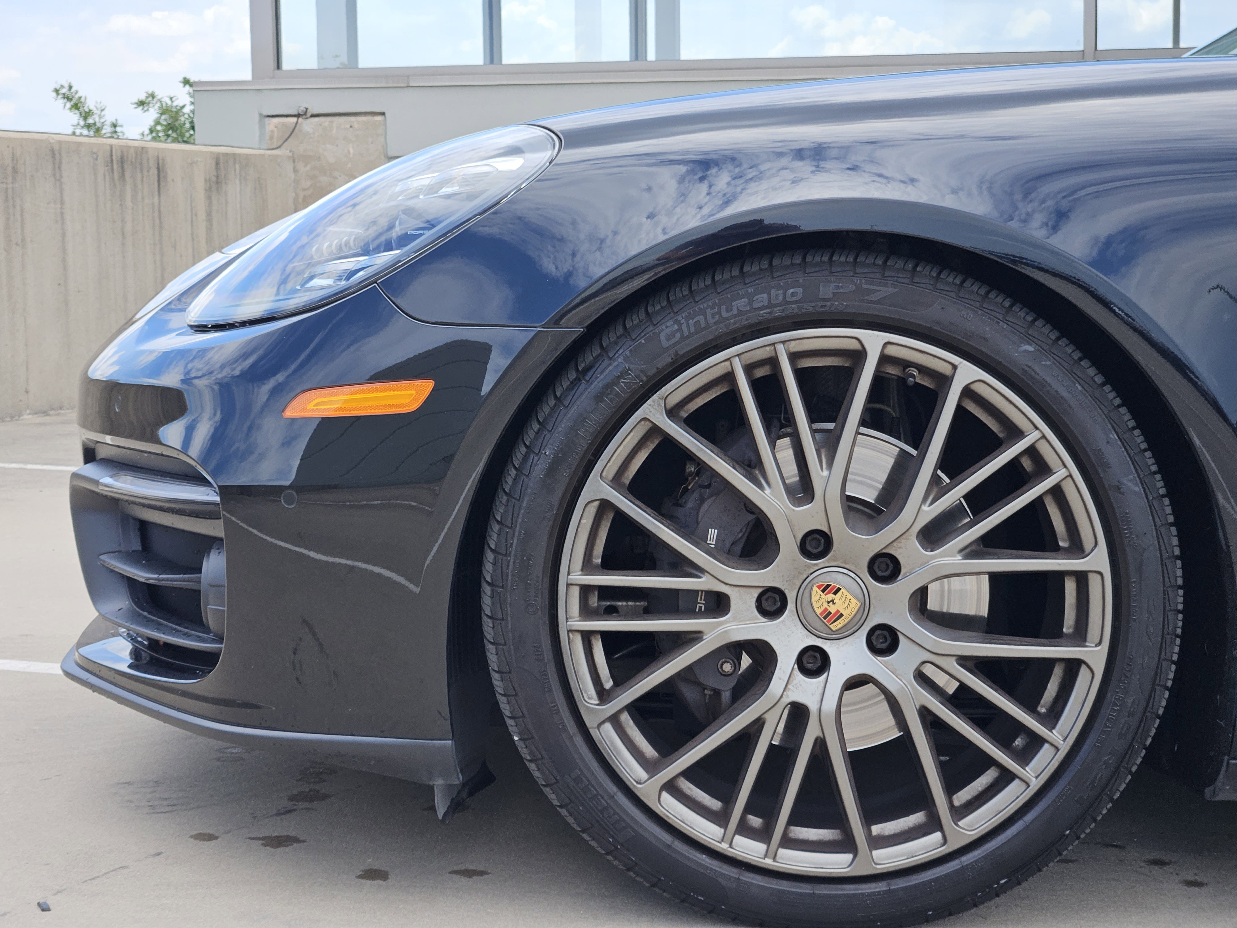 Certified 2023 Porsche Panamera 4 Platinum Edition w/ Assistance Package AWD/4WD image 13