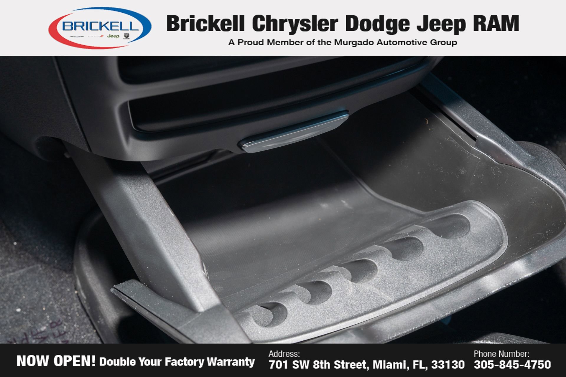 New 2026 Chrysler Pacifica Select image 33