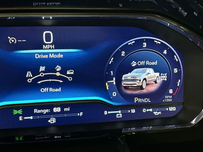 Used 2025 Chevrolet Silverado 1500 LT image 43