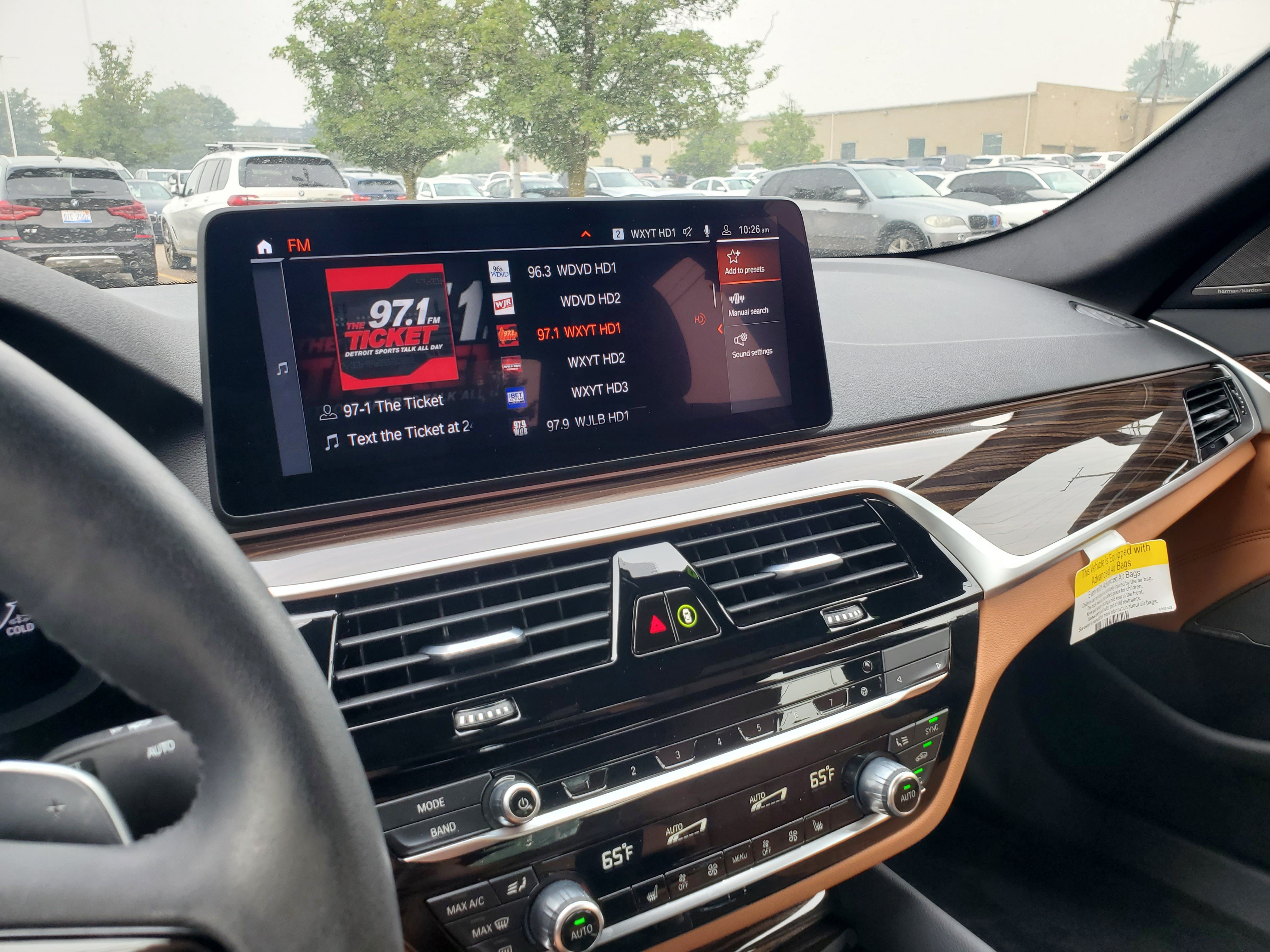 Used 2023 BMW 530i xDrive w/ Premium Package AWD/4WD image 16