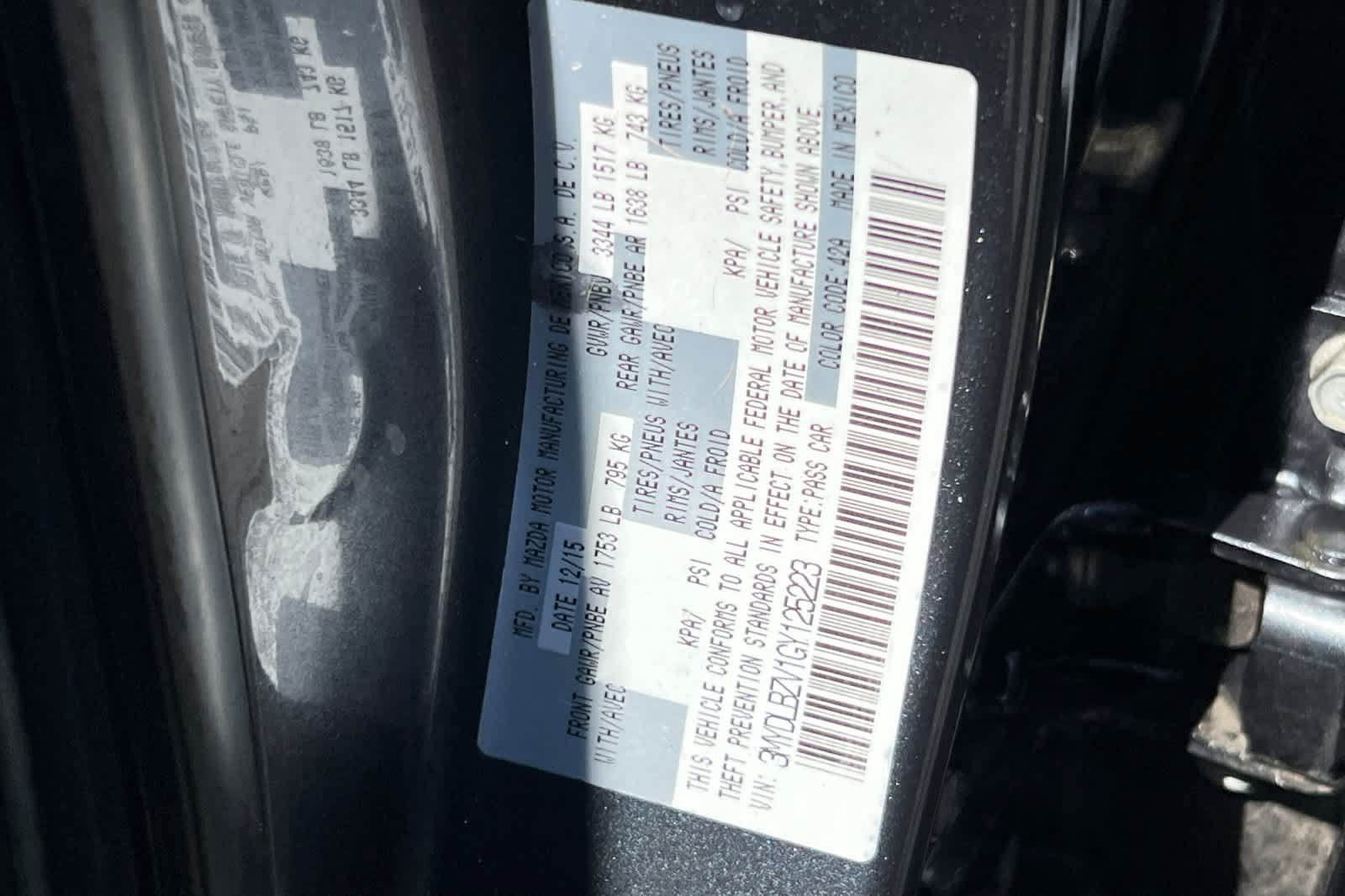 Used 2016 Scion iA FWD image 31