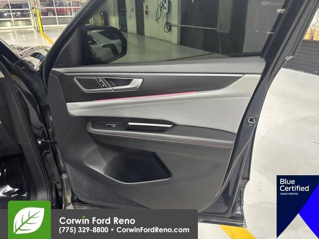 Used 2024 Volkswagen Atlas Peak Edition SEL AWD/4WD image 39