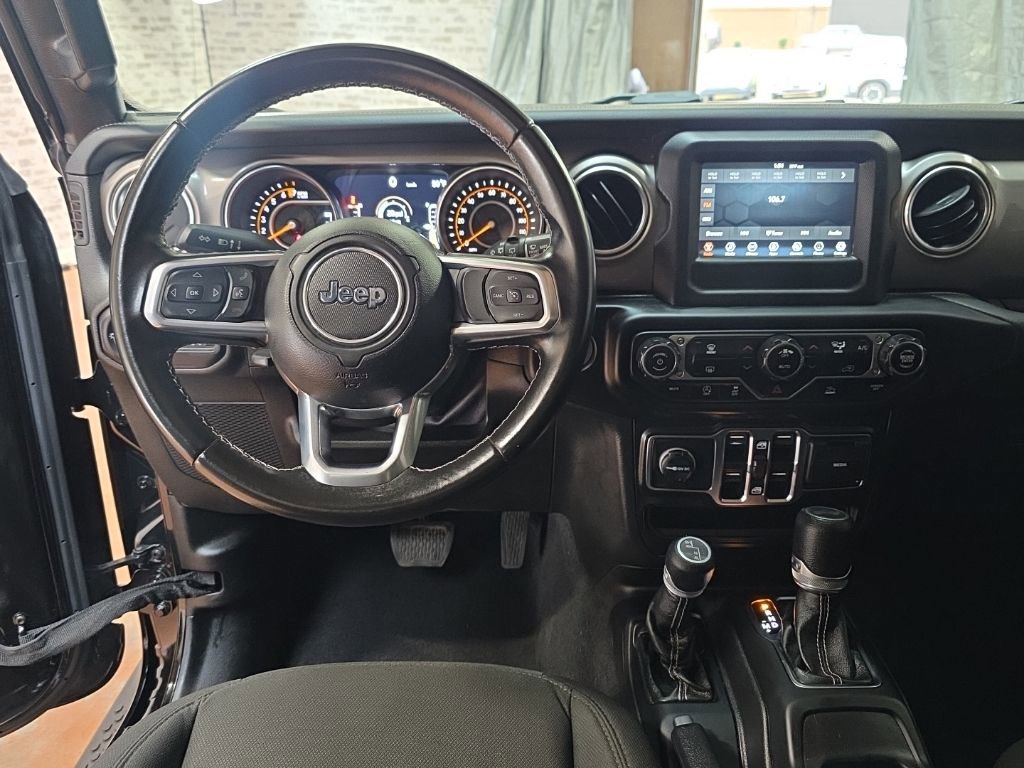 Used 2021 Jeep Wrangler Unlimited Sahara image 14