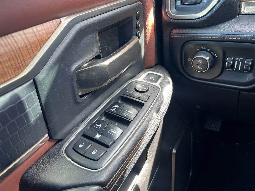 Used 2019 RAM 3500 Limited w/ Max Tow Package image 23