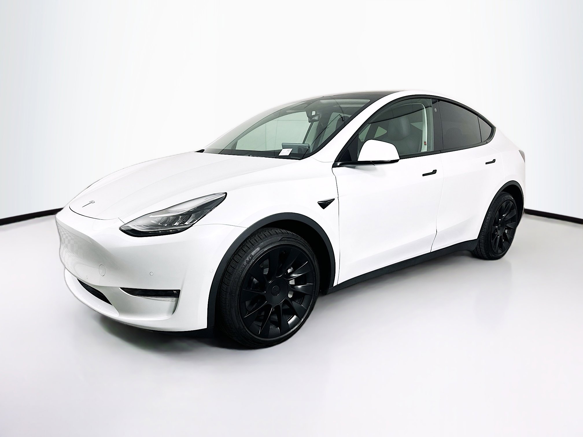 Used 2022 Tesla Model Y Long Range AWD/4WD image 3