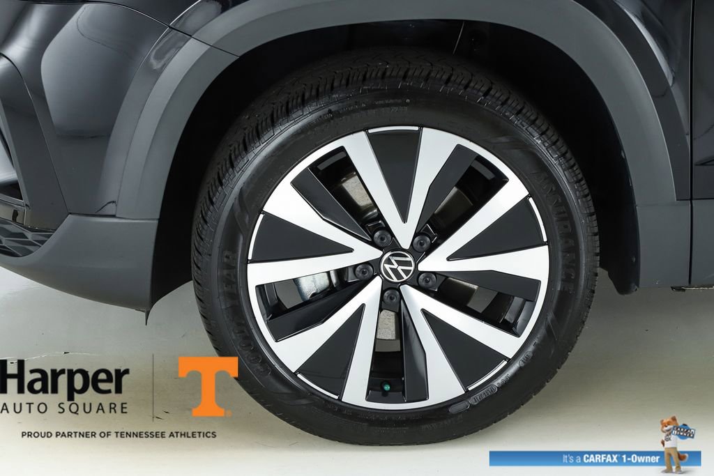 Used 2024 Volkswagen Taos SE FWD image 42