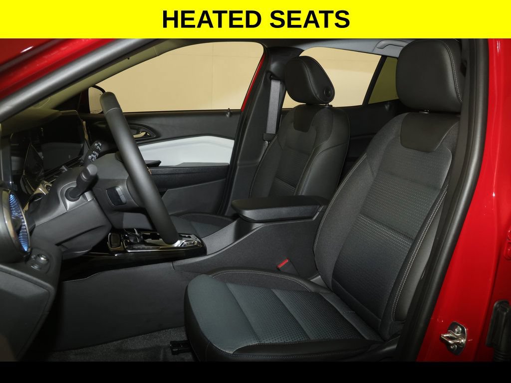 New 2026 Chevrolet Trax LT w/ Driver Confidence Package FWD image 3