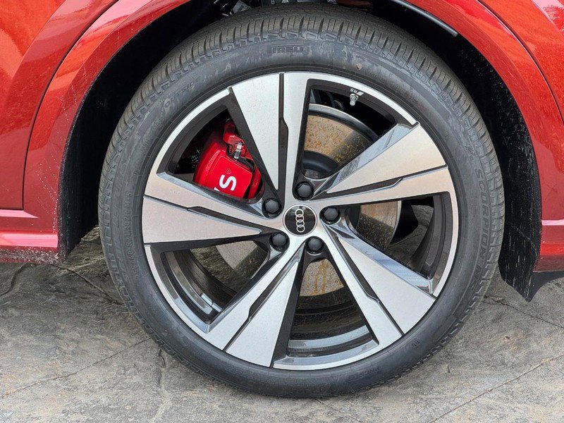 New 2025 Audi SQ5 Premium Plus image 4